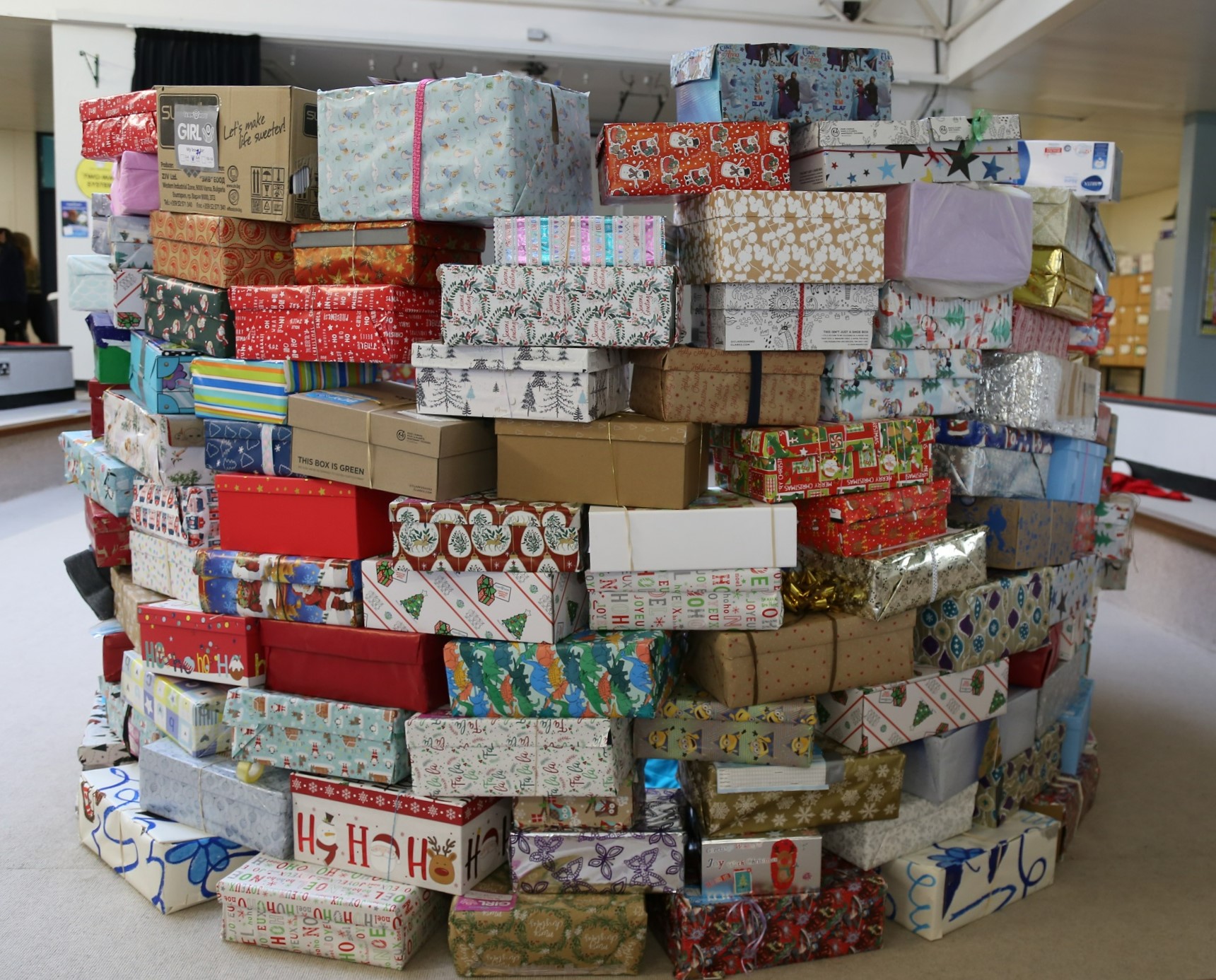 St Kilians Collects An Astonishing 206 Boxes For Christmas Shoebox